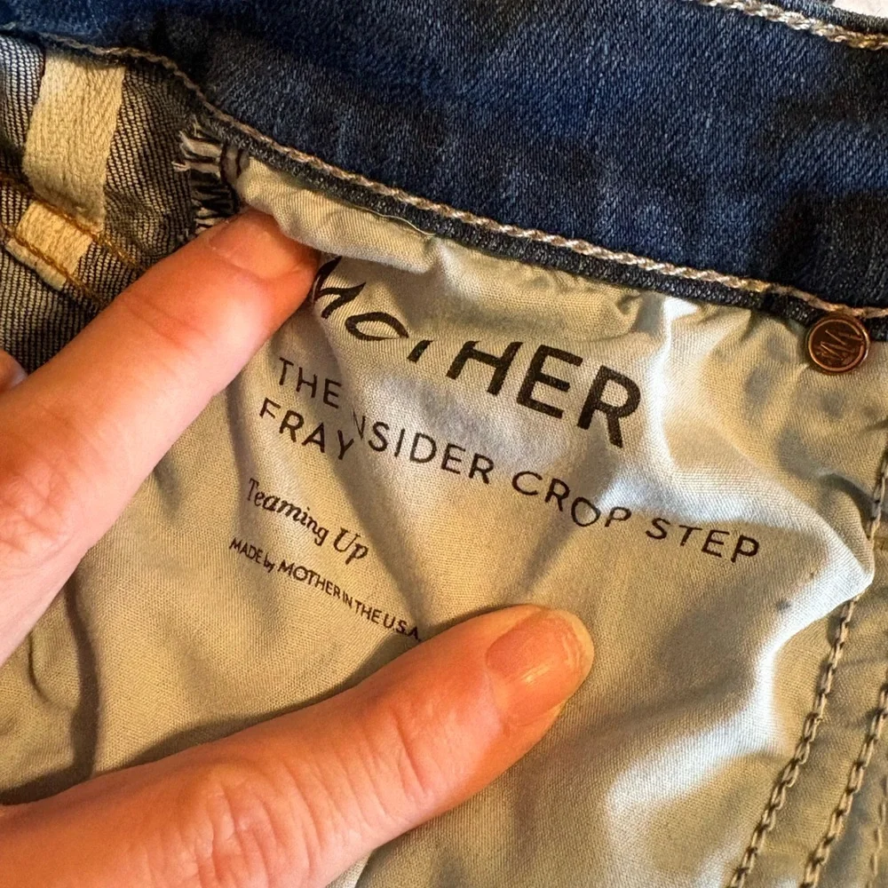 MOTHER The Insider Crop‎ Step Fray Hem Jeans Women’s 25 Dark Wash Raw Hem (0410)